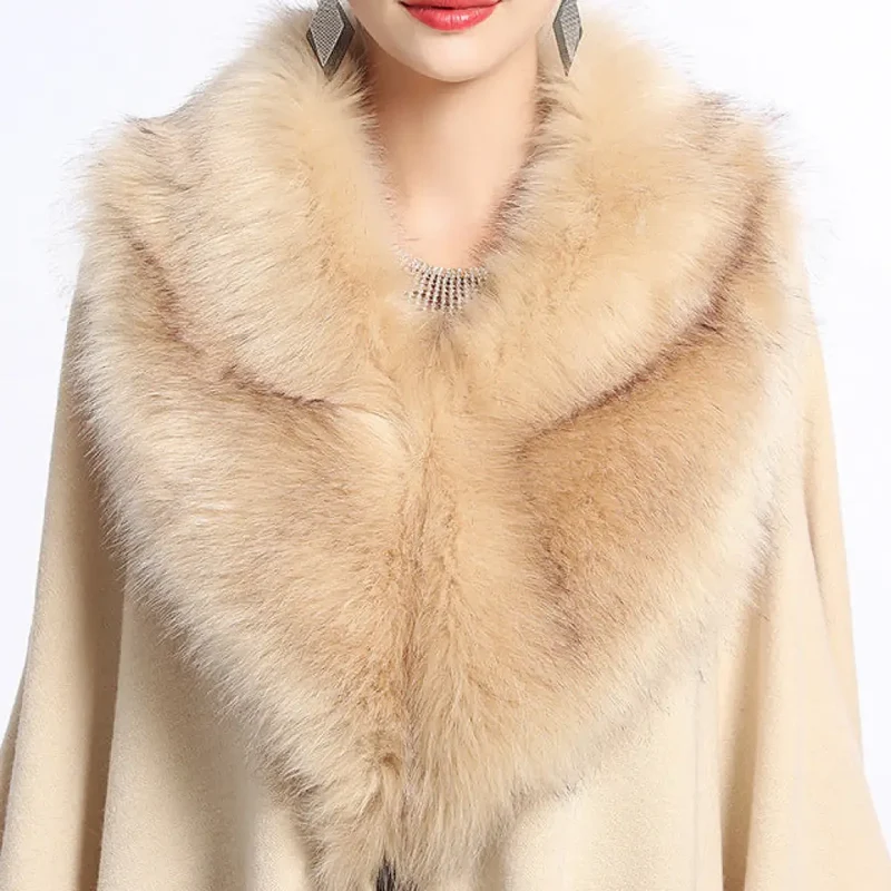 Poncho a fourrure pour femme