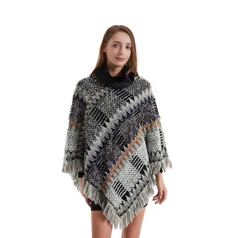 Poncho fait en tricot