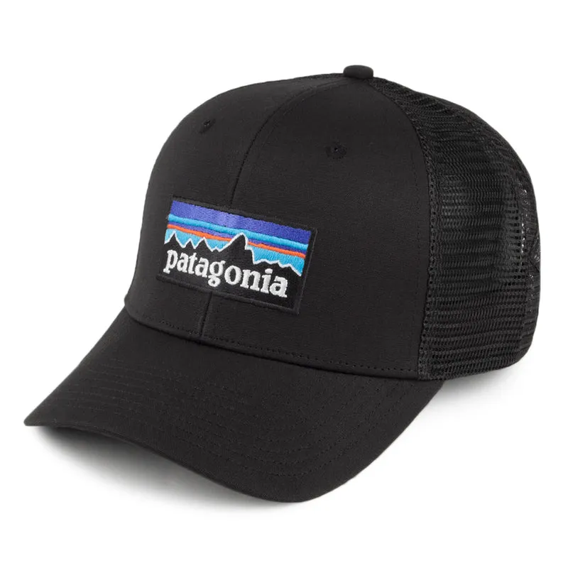 Casquette Trucker en Coton Bio P-6 Logo noir PATAGONIA