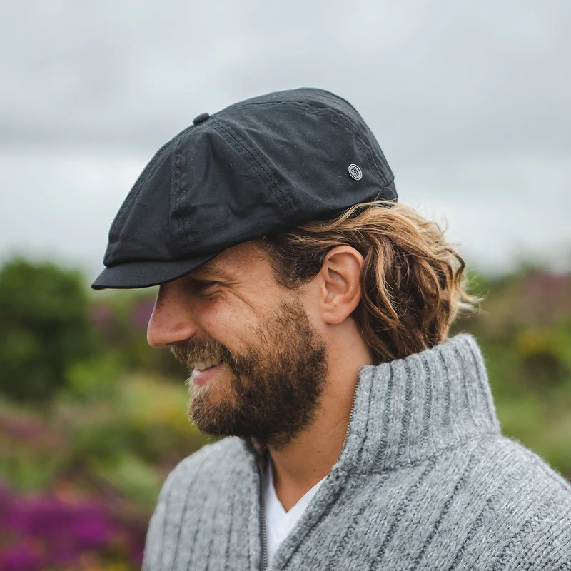 Casquette Gavroche en Coton Ciré British Millerain noir JAXON & JAMES