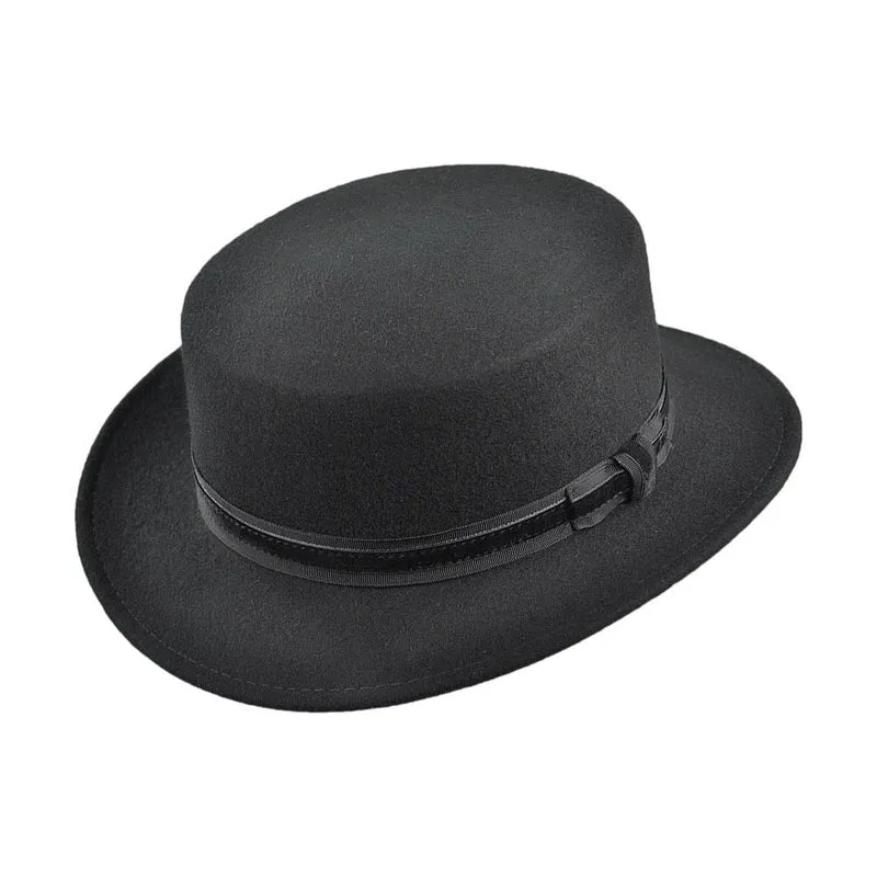 Chapeau Canotier Bernadette noir SUR LA TÊTE