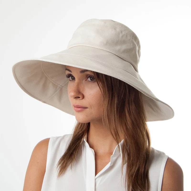 Chapeau Été en Lin et Coton Pliable Monaco beige SUR LA TÊTE