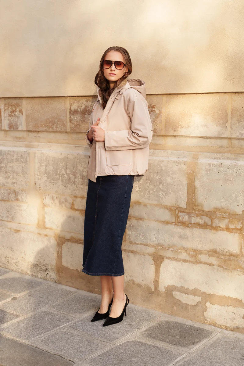 Veste imperméable fourrée à poches