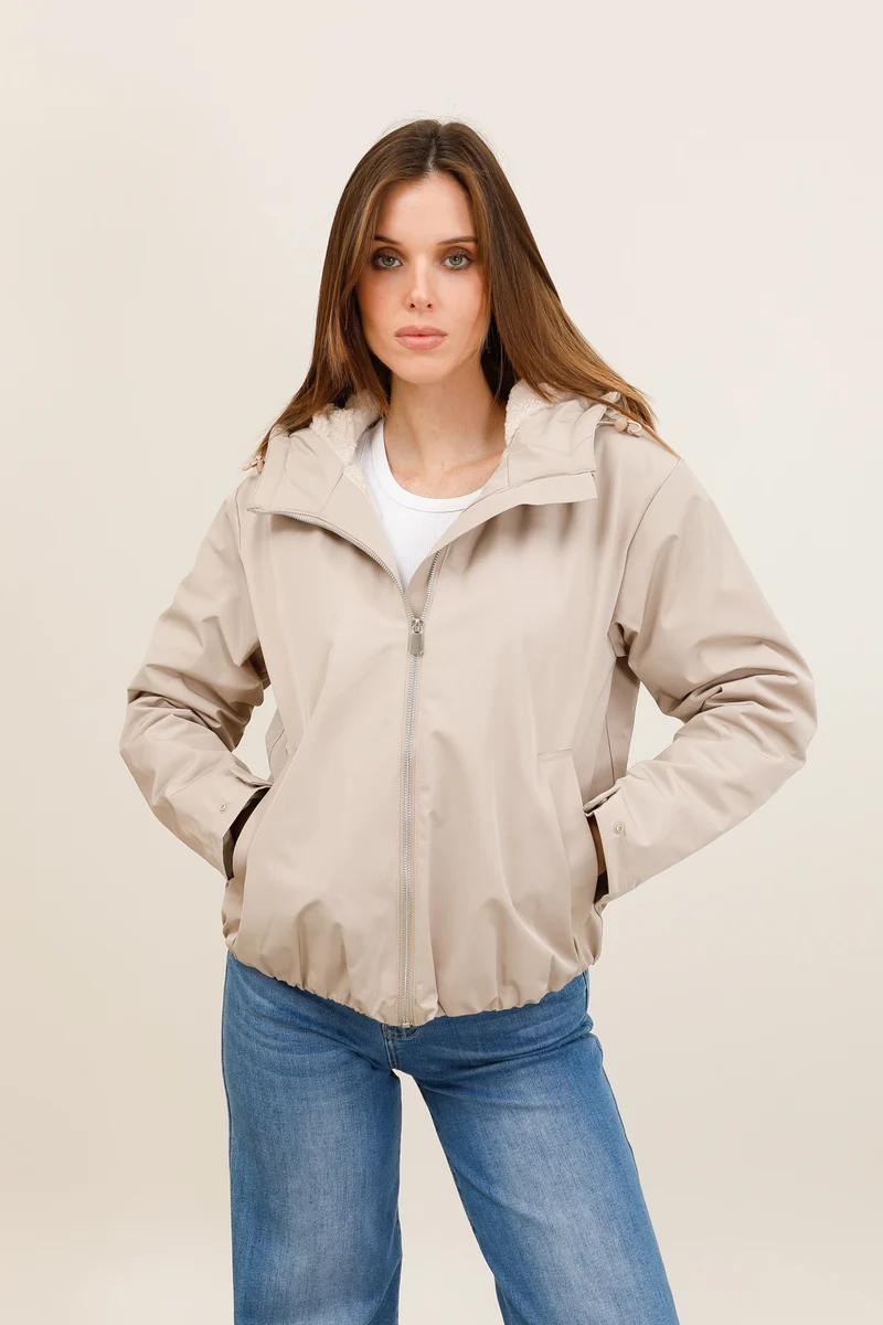 Veste imperméable fourrée