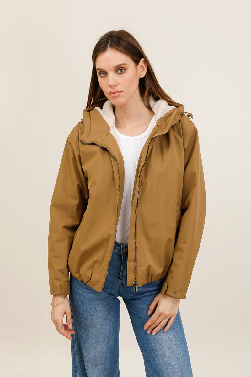 Veste imperméable fourrée