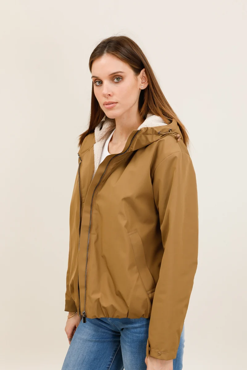 Veste imperméable fourrée
