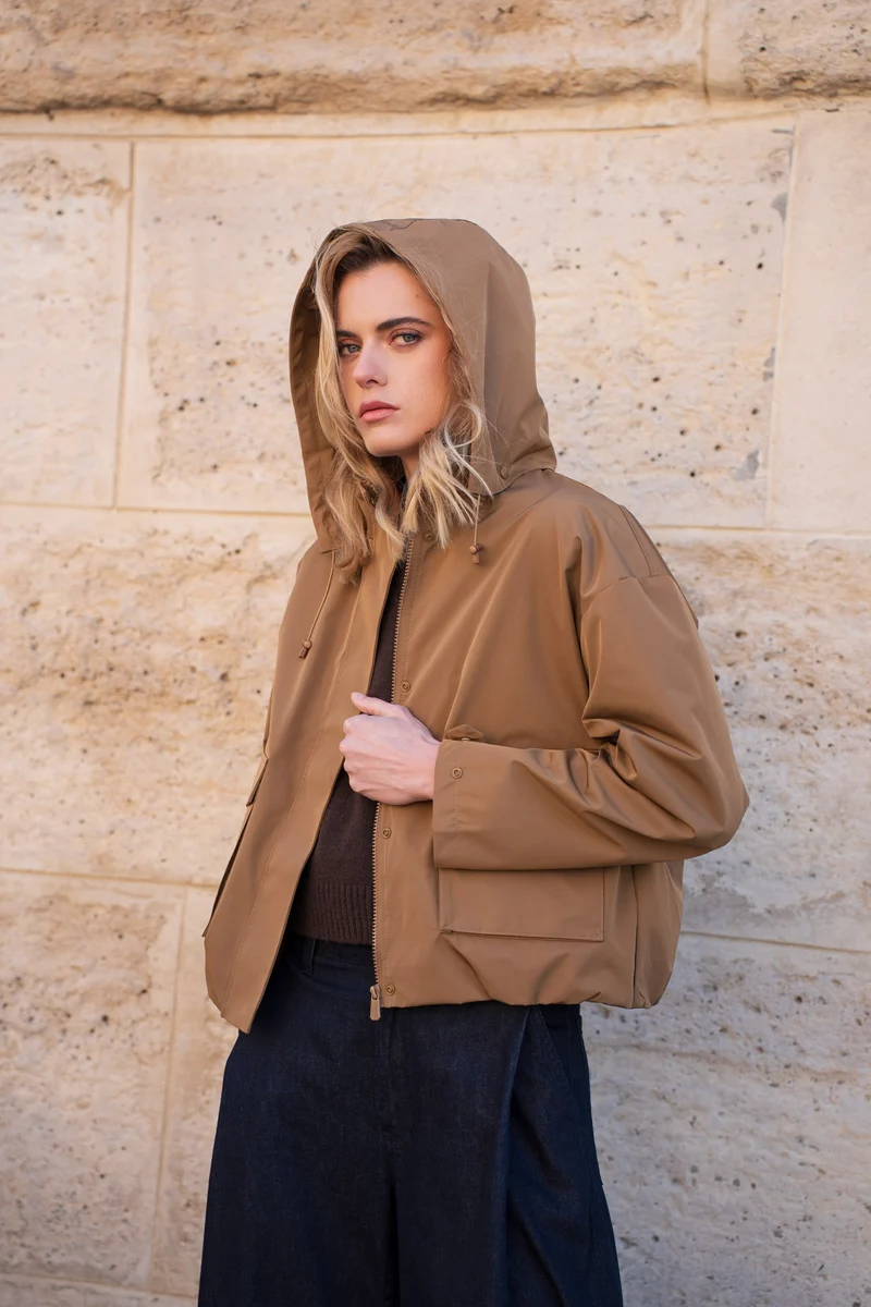 Veste imperméable à poches
