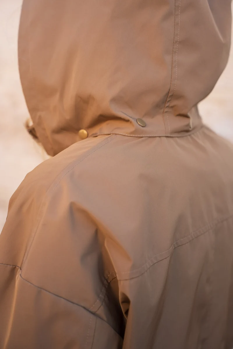 Veste imperméable à poches