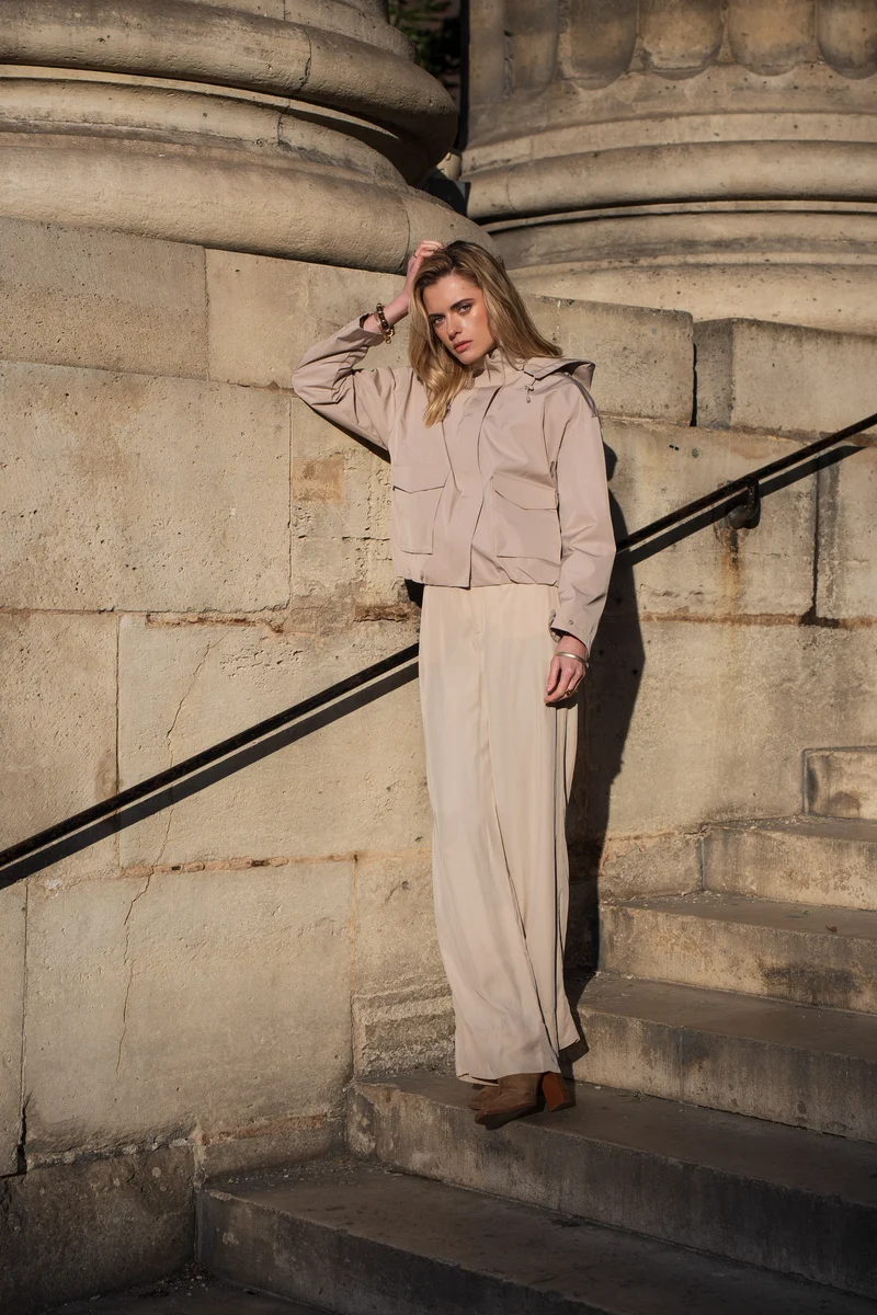 Veste imperméable à poches