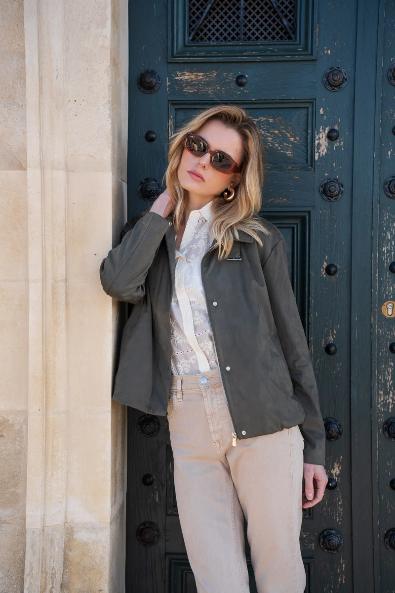 Veste suédine avec boucle