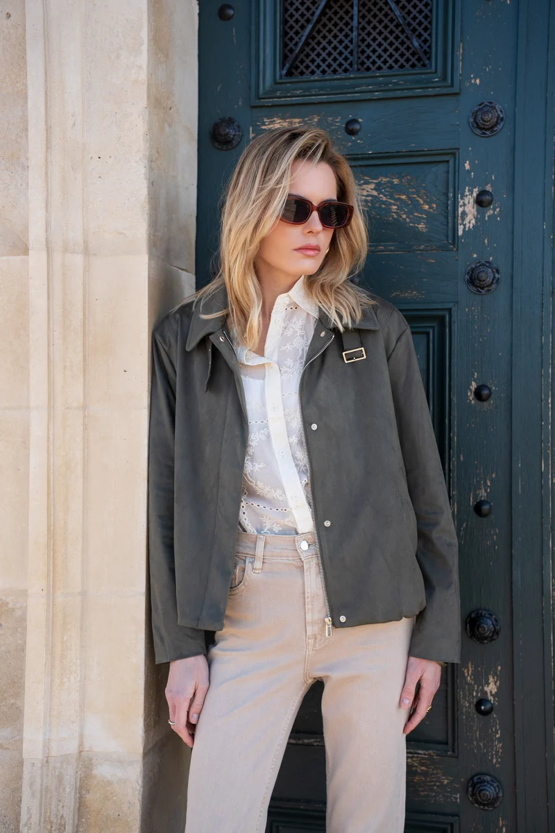 Veste suédine avec boucle
