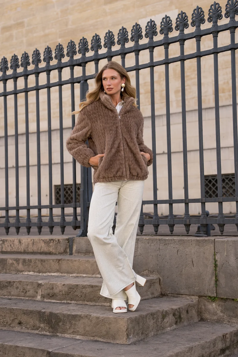 Veste en fausse fourrure effet tressé
