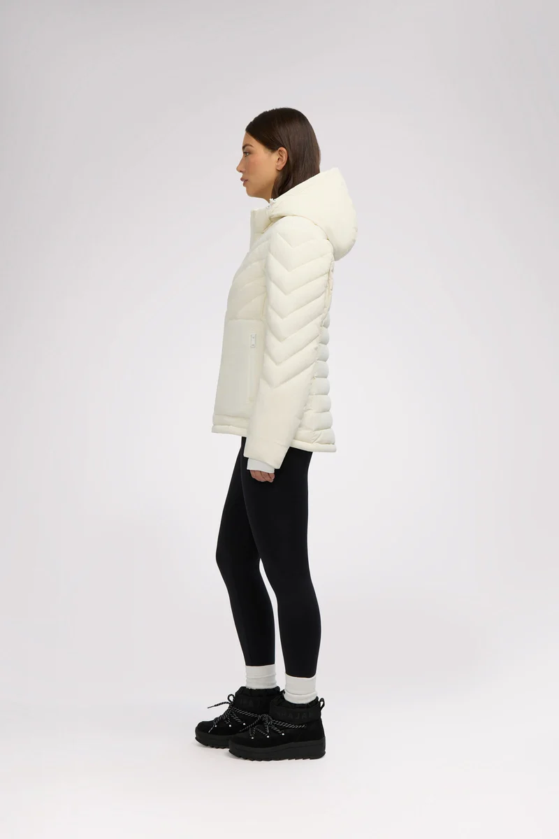 Avery Women's Lightweight 4 Way Stretch Lite Jacket