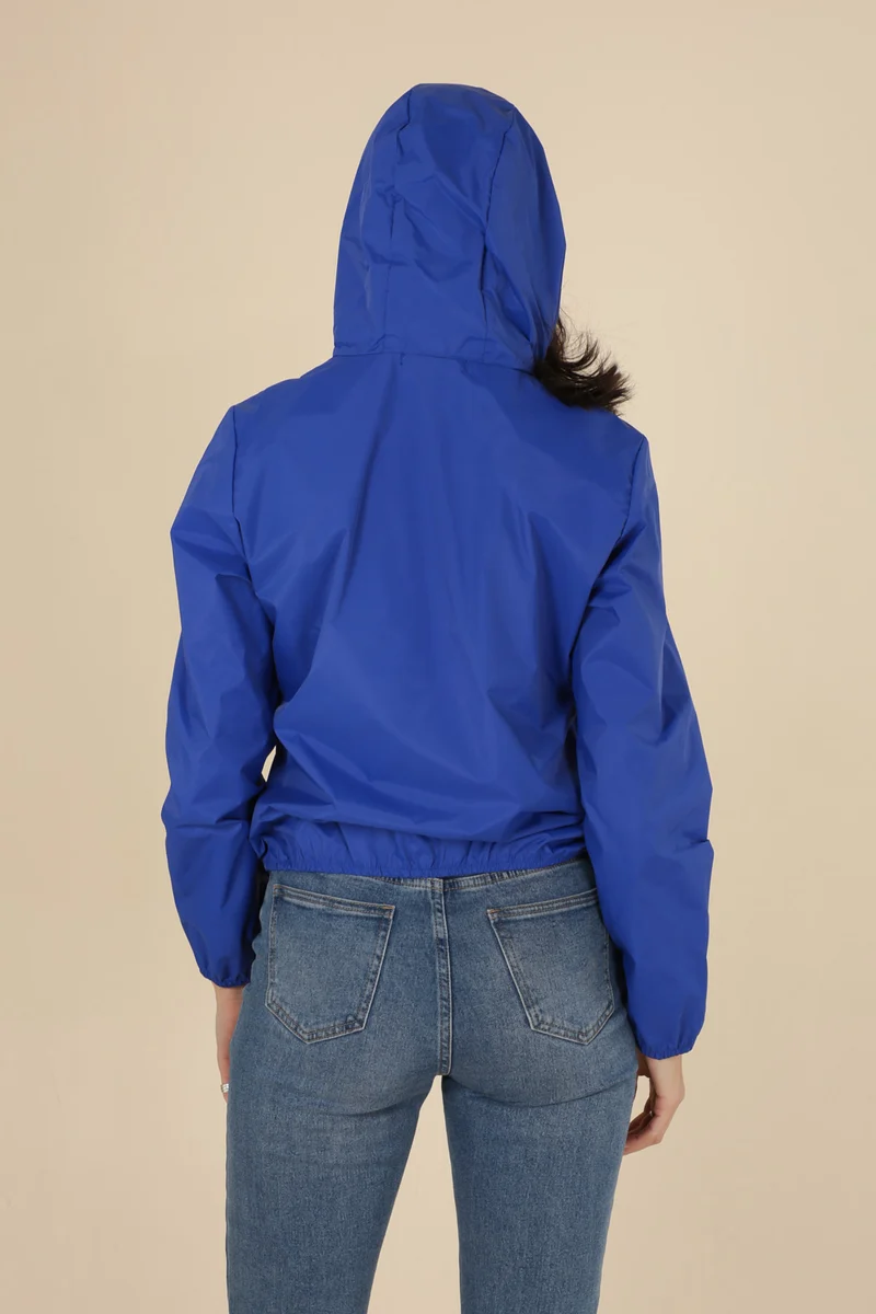 Imperméable court