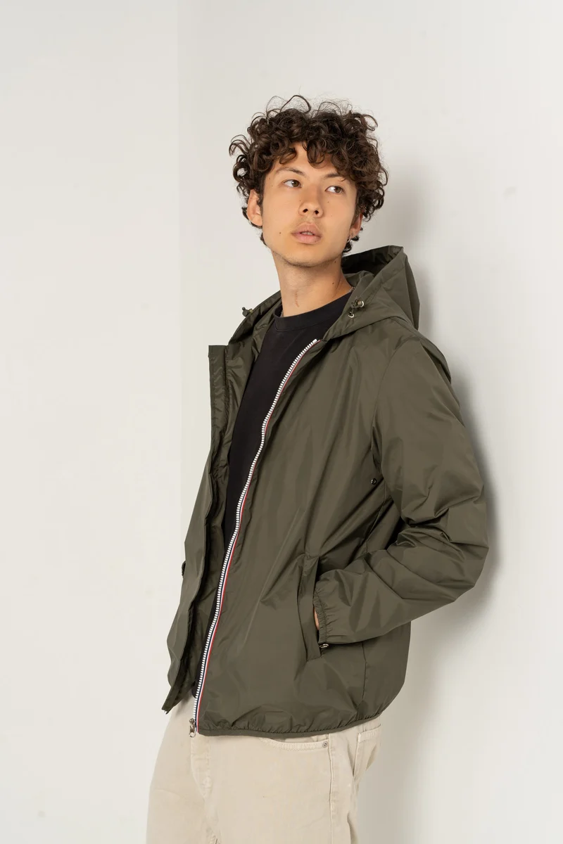 Imperméable court