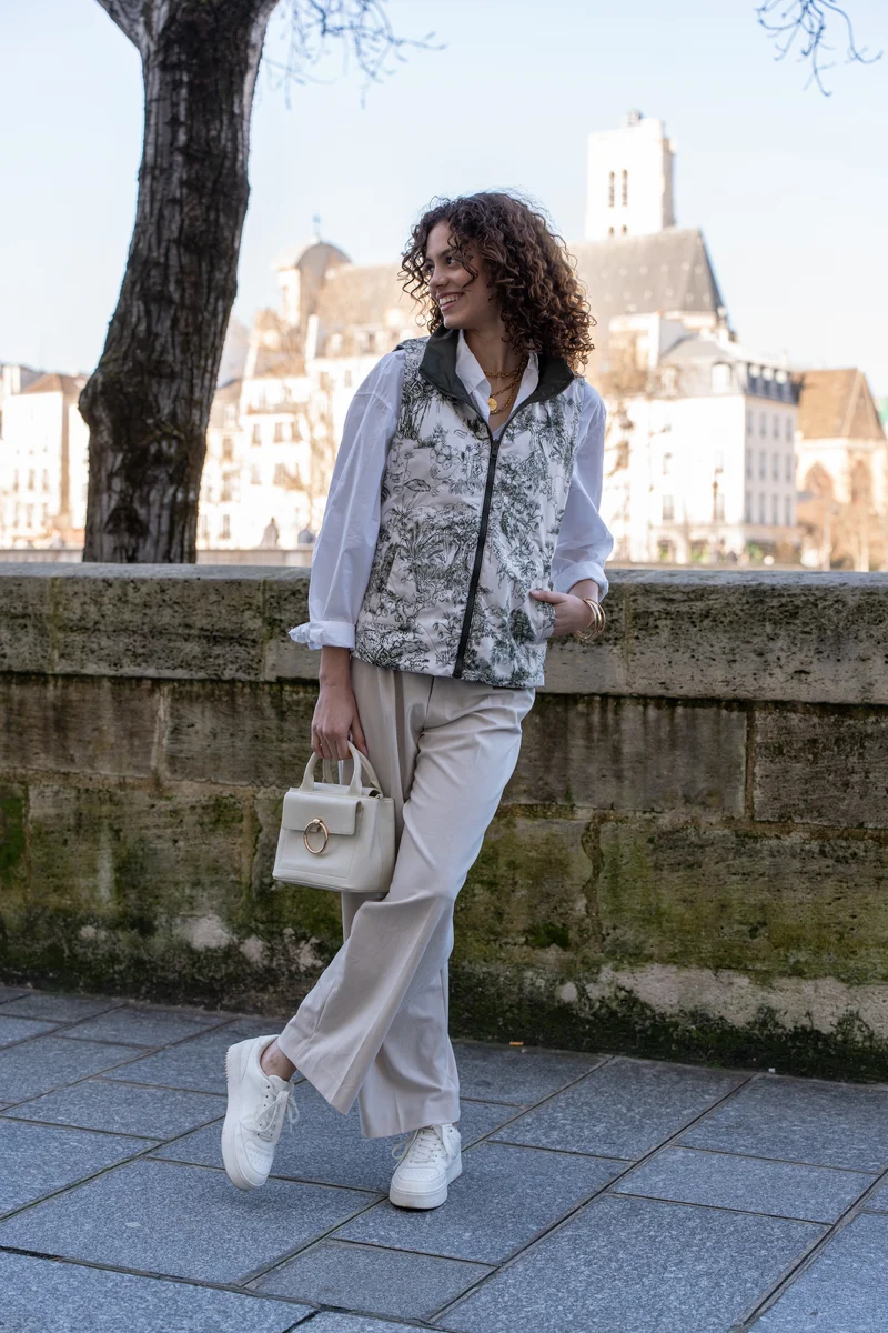 Doudoune sans manches réversible (toile de Jouy florale)
