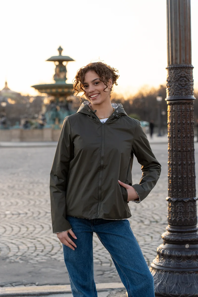 Imperméable réversible court mi-saison (toile de Jouy florale)