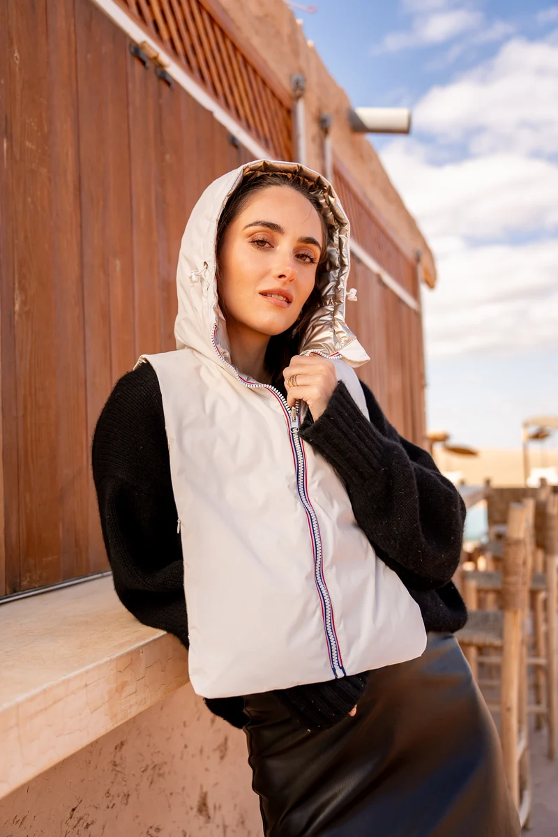 Capuche amovible réversible