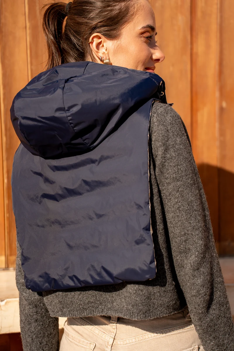 Capuche amovible réversible