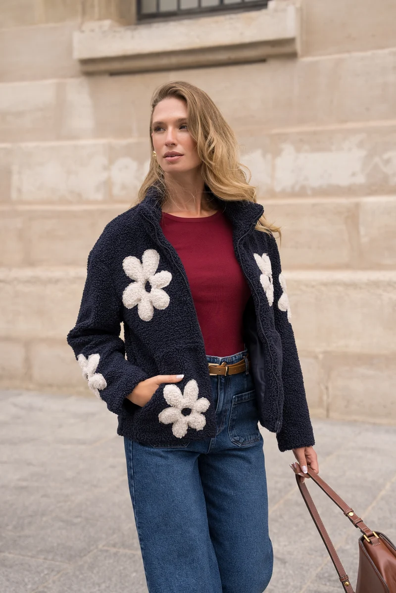 Veste sherpa à motifs fleurs