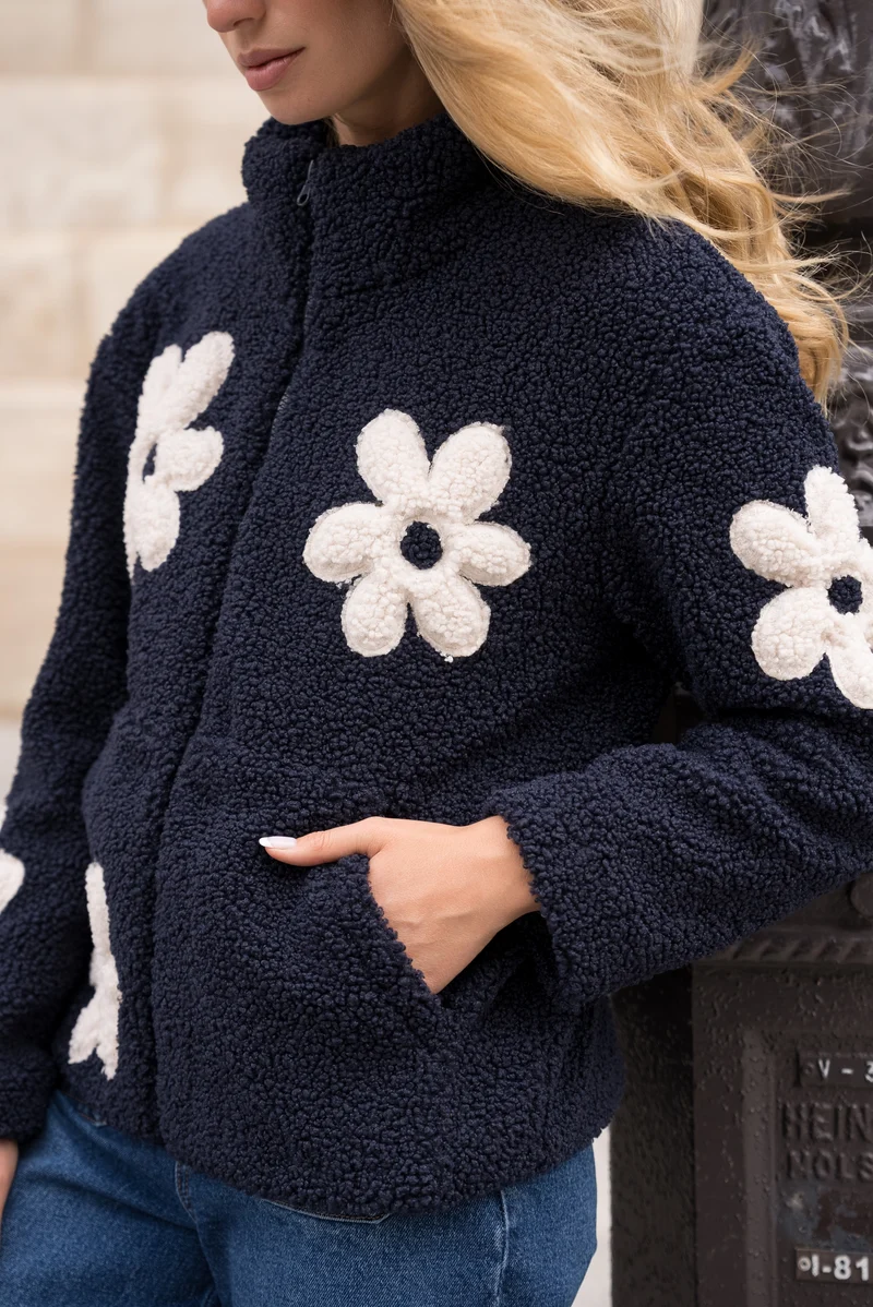 Veste sherpa à motifs fleurs