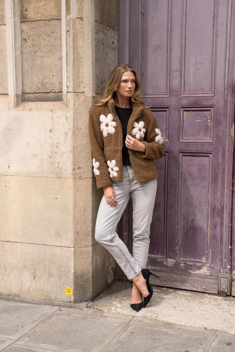 Veste sherpa à motifs fleurs