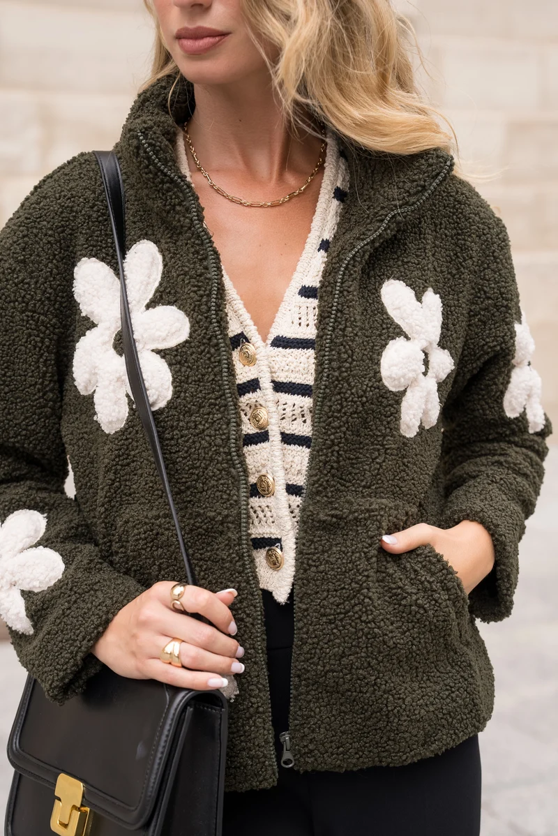 Veste sherpa à motifs fleurs
