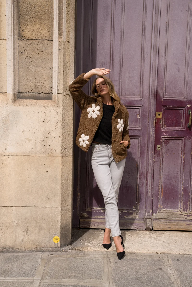 Veste sherpa à motifs fleurs