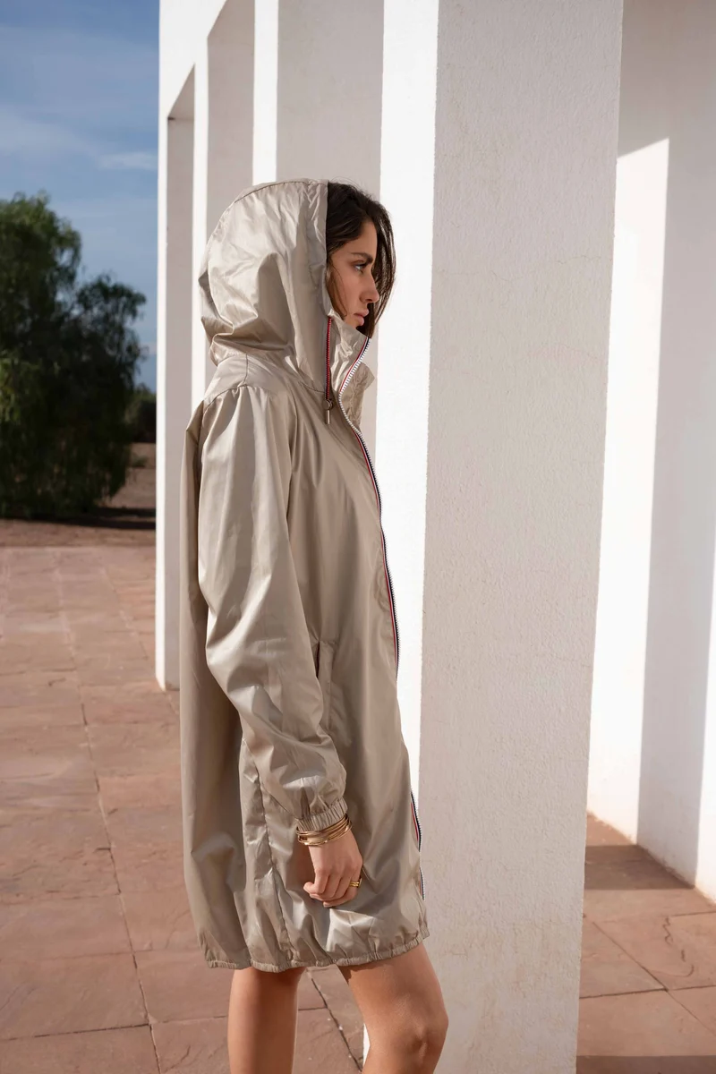Imperméable long avec cordon