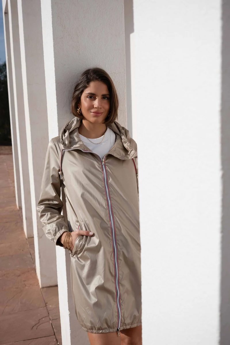 Imperméable long avec cordon