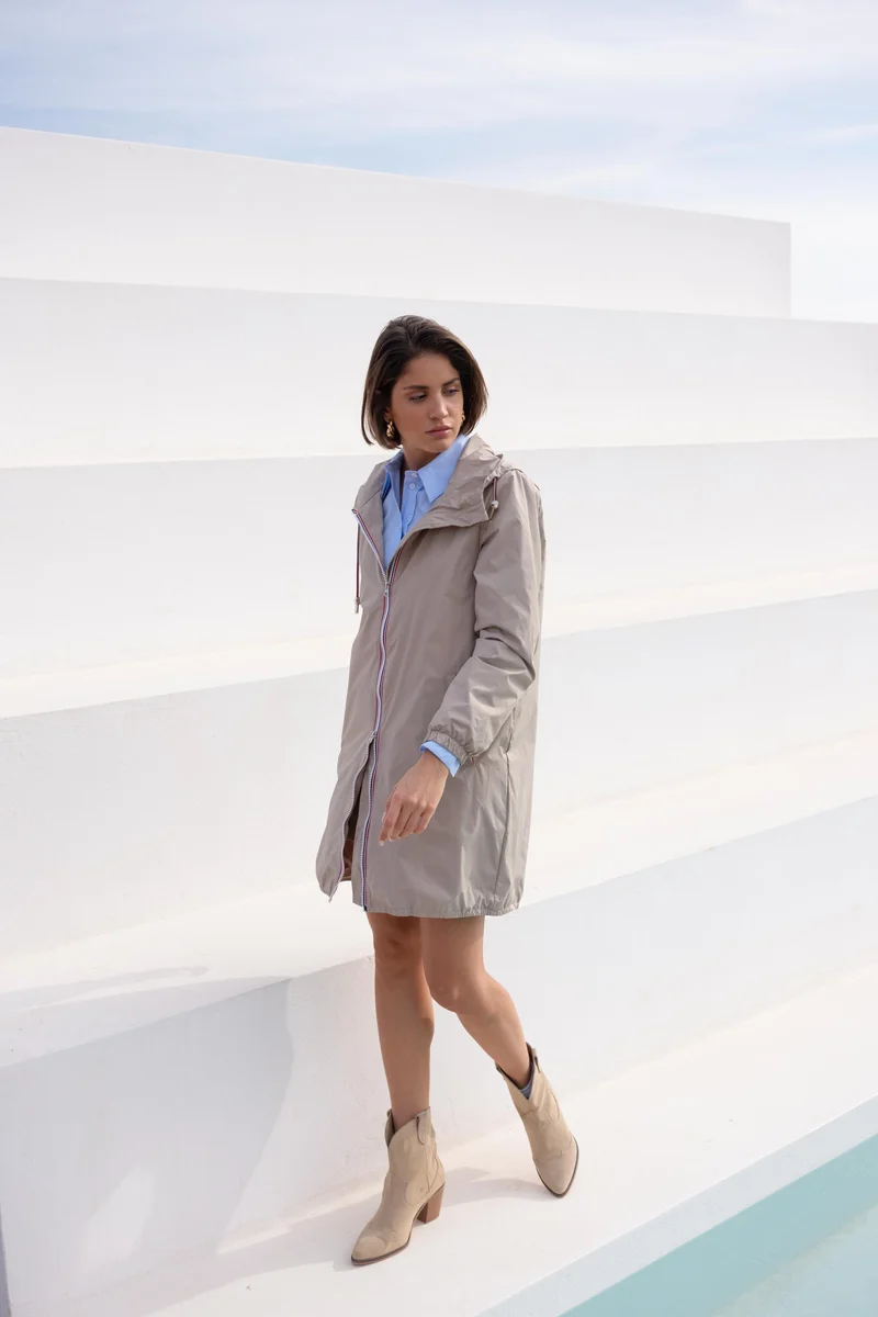 Imperméable long avec cordon
