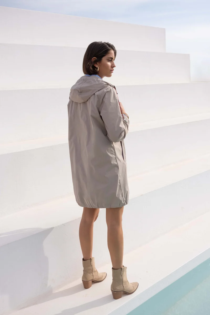 Imperméable long avec cordon