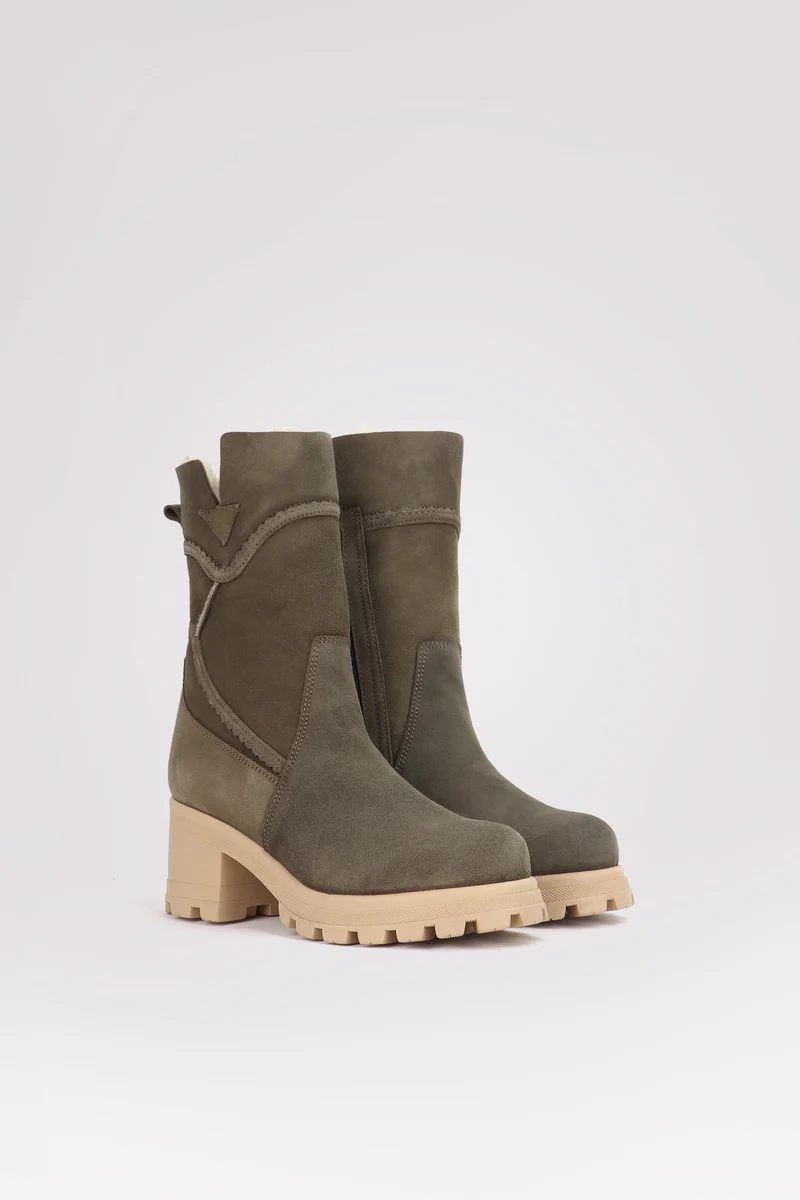 Aveda Suede Women's Heritage Boots