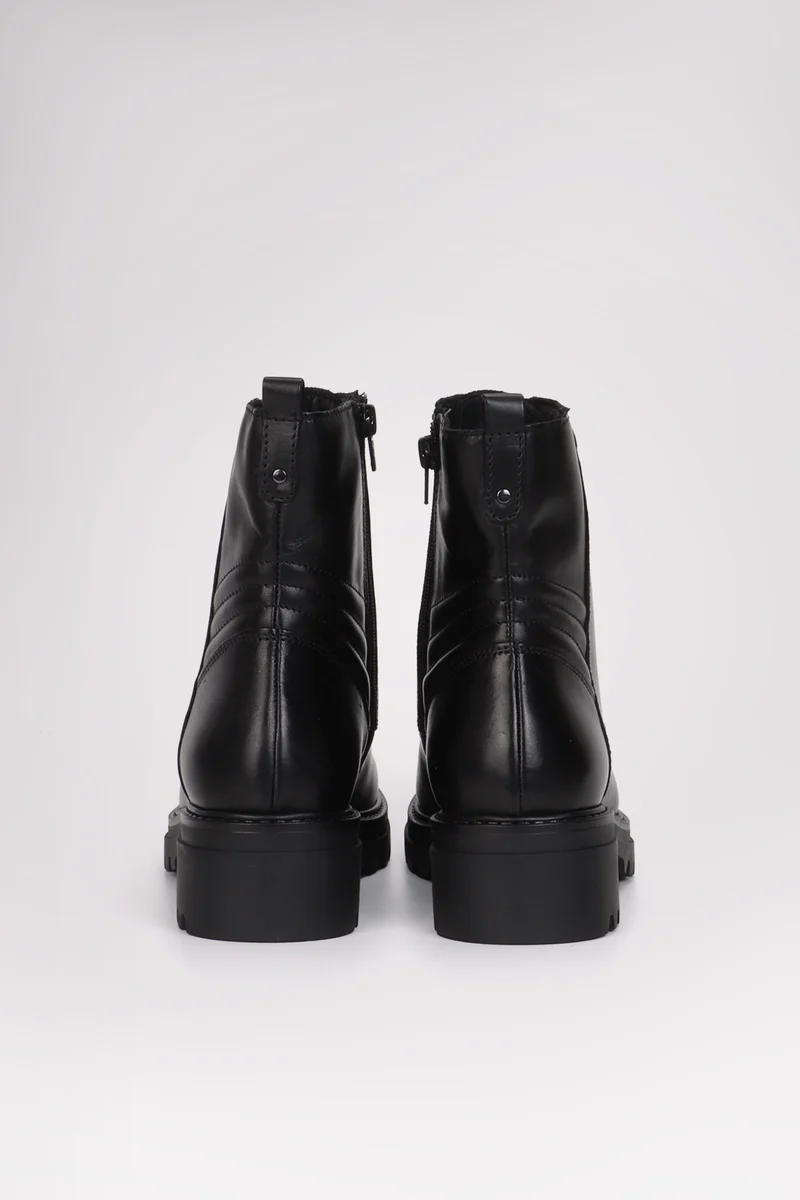 Monterey Women's Lace Up Boot