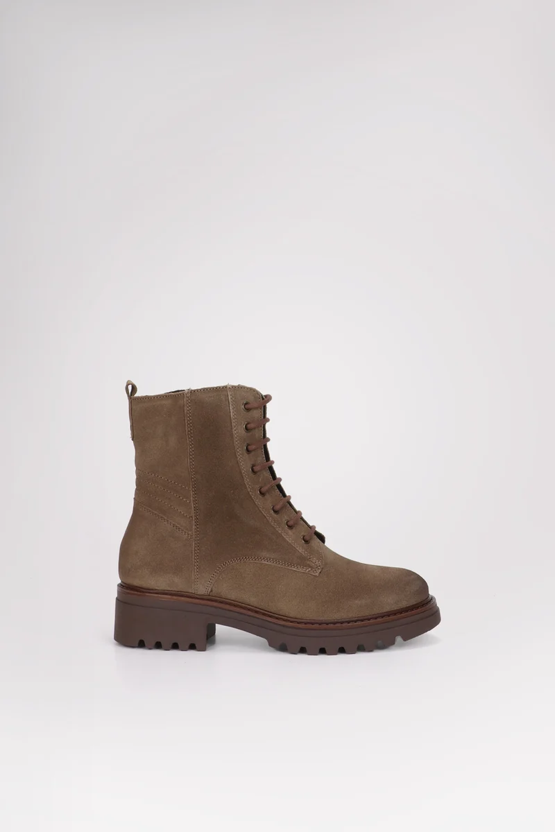 Monterey Women's Lace Up Boot