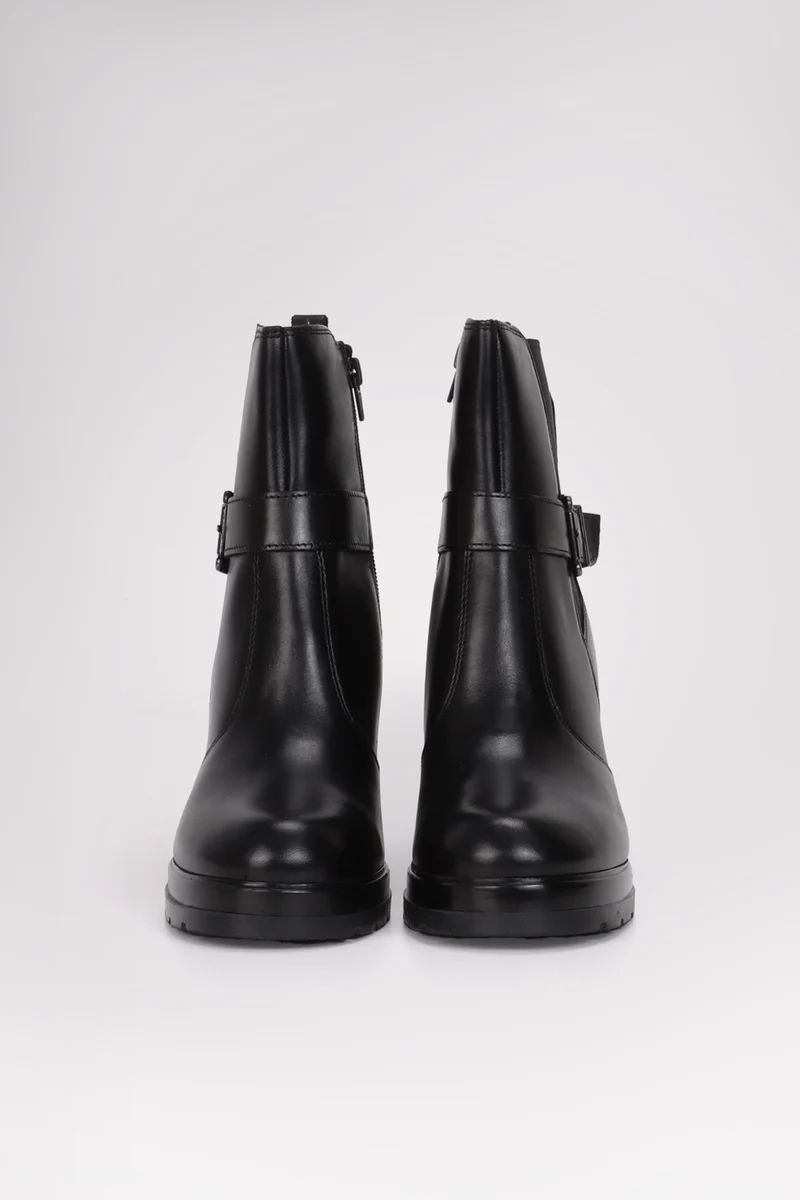 San Remo Women's Side Zip Boot