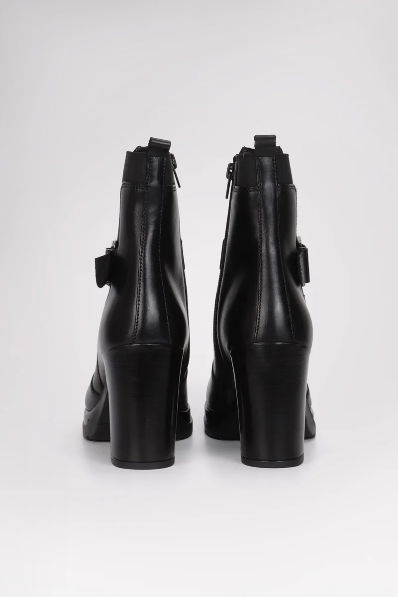 San Remo Women's Side Zip Boot