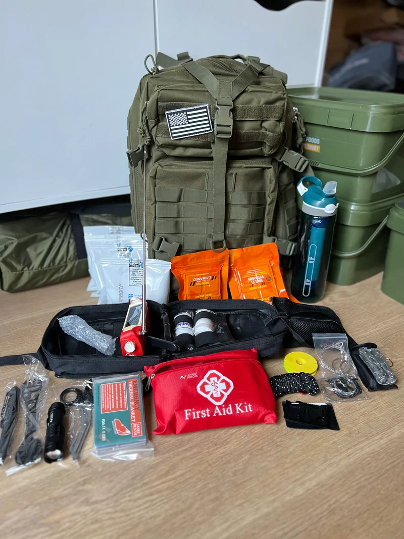 Sac d'évacuation & pack secours 48H-72H pour 1 personne "Planète-Rando - Survie First"