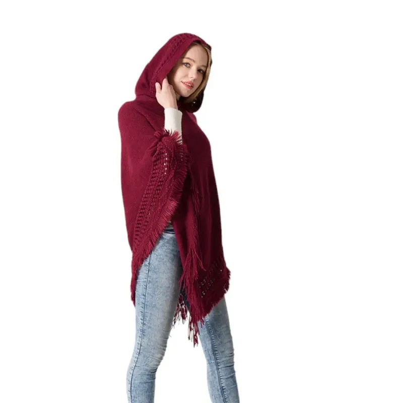 Une Cape Femme