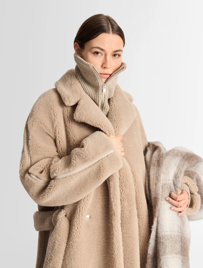 MANTEAU TYHOVA