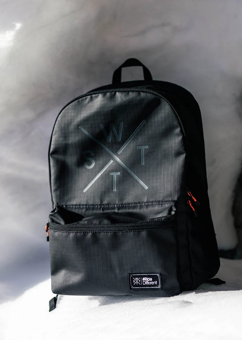 Grand sac à dos R-Pack - Noir