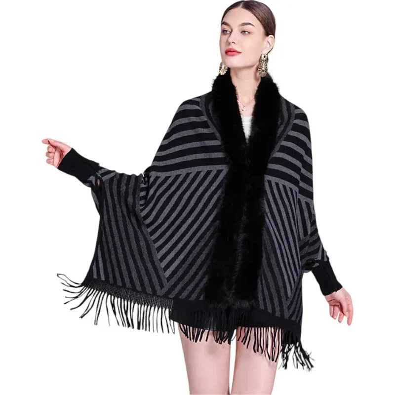 Poncho En Laine De Femme