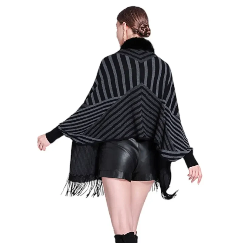 Poncho En Laine De Femme