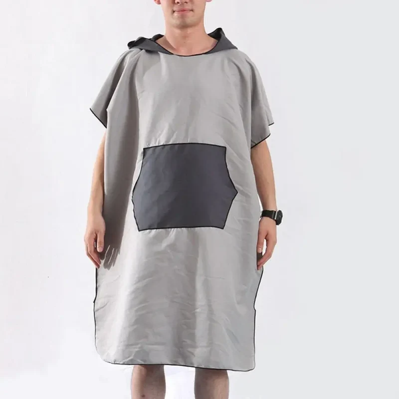 Poncho avec poche