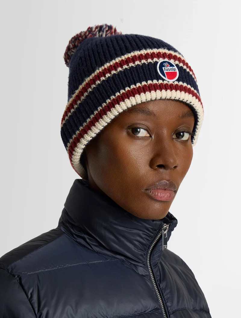 BONNET POMPON