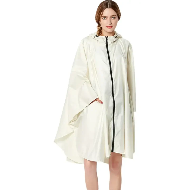 Poncho long à capuche pour femmes
