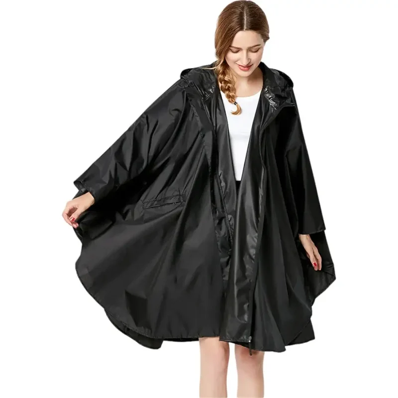 Poncho long à capuche pour femmes