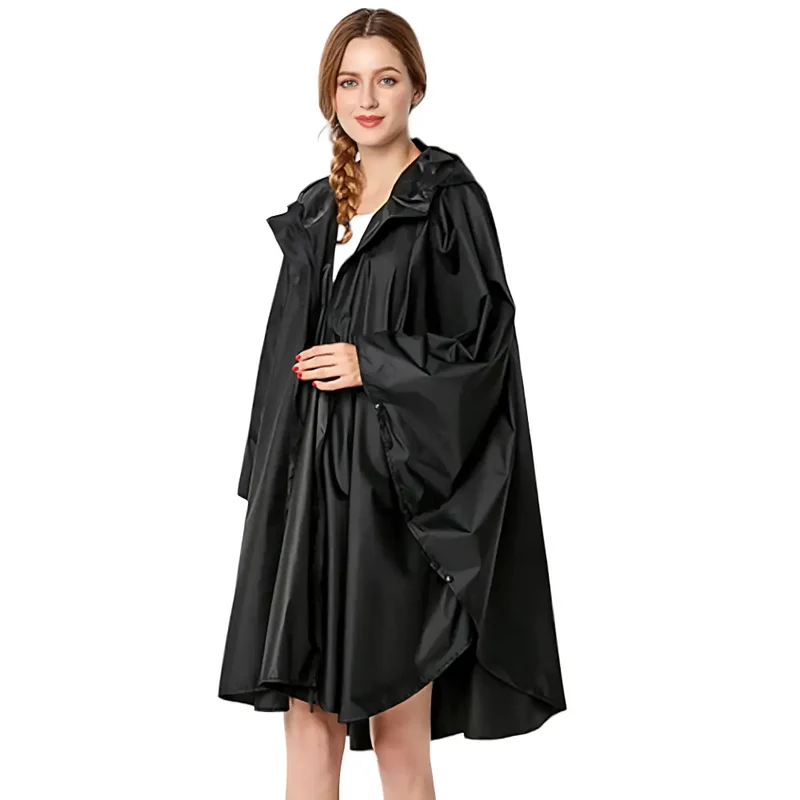 Poncho long à capuche pour femmes