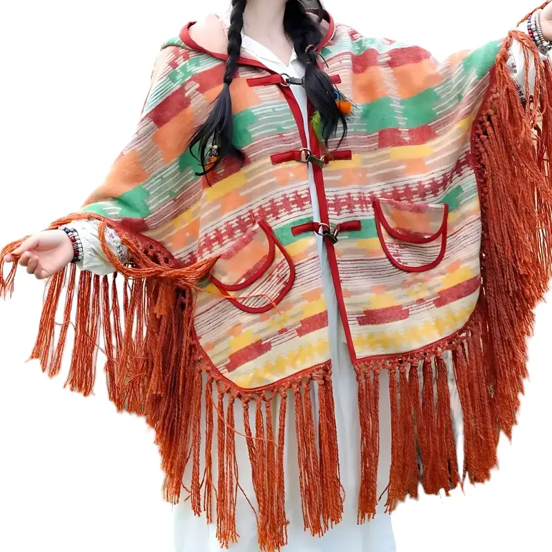 Poncho en laine pour femme en hiver