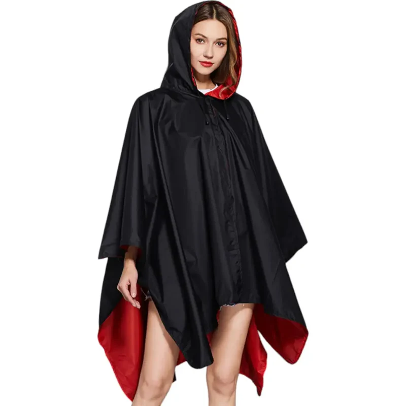 Poncho leger avec capuchon pour femme